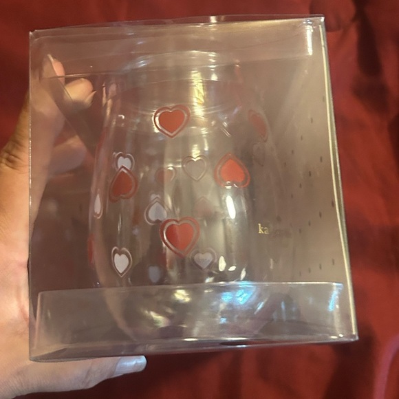 Kate Spade Heartfelt Geo Wine Glass Set - Picture 7 of 7